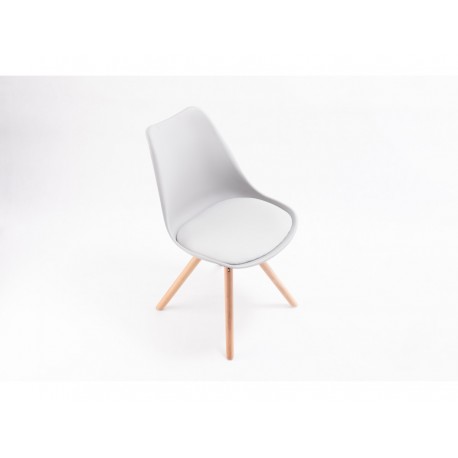 Lot de 2 chaises PVC en promo